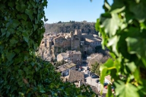 L'antico Borgo di Calcata e la Valle del Treja