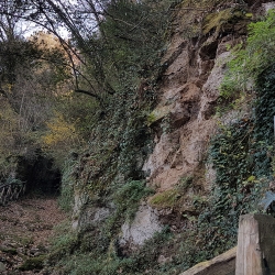Direzione via cava della Spigliara